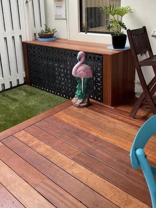 A storage bench that hides the mess detail